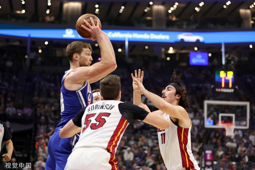 英超中游的 英超中游的