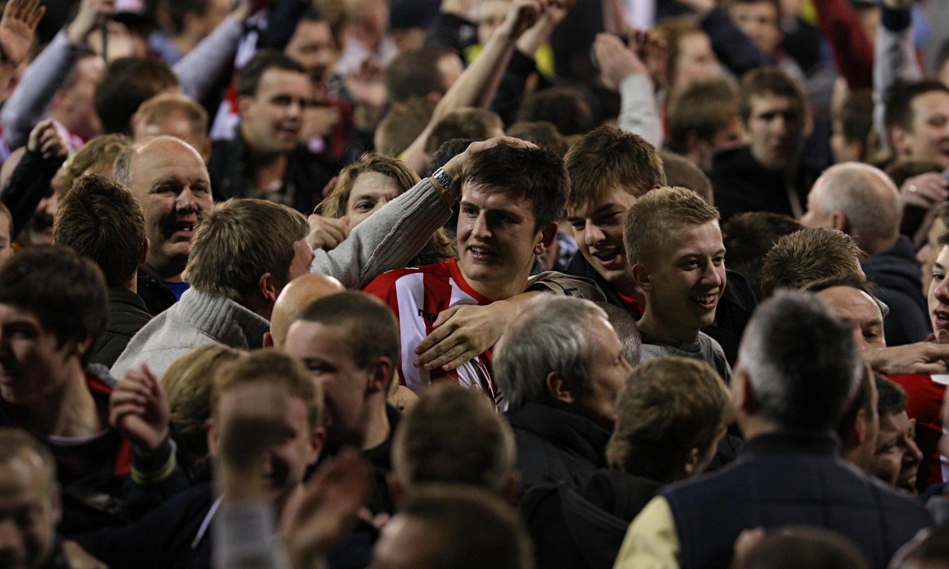 团队足球更 团队足球更